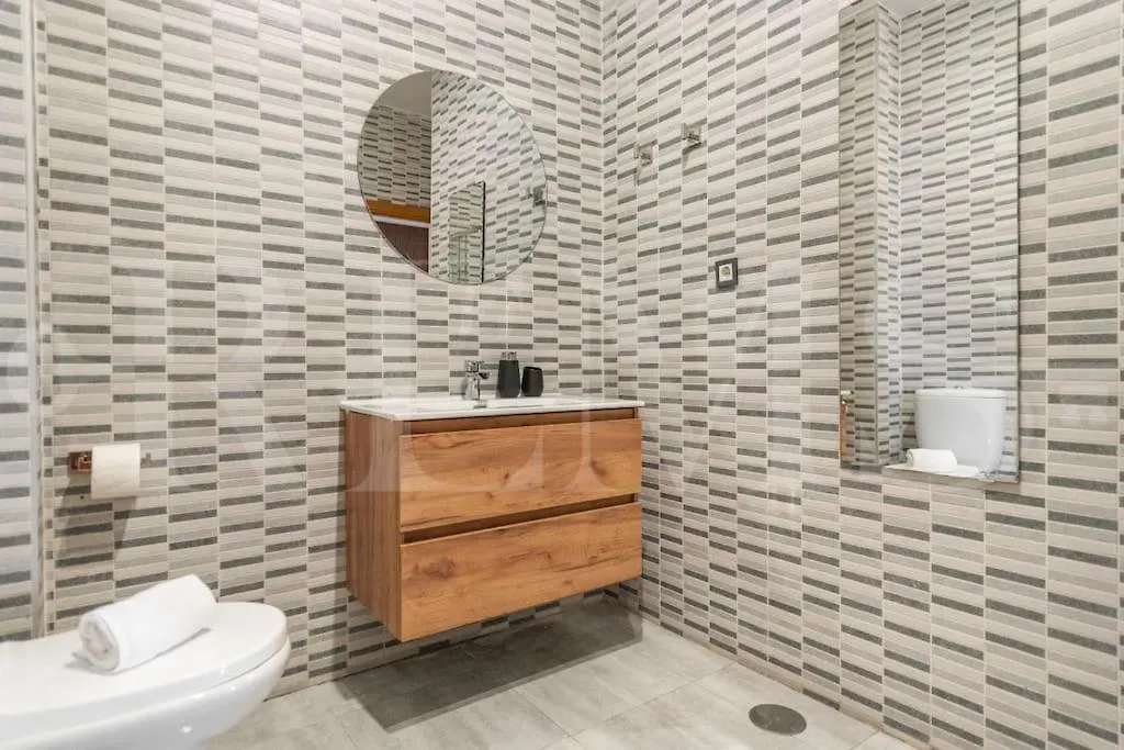 Comfortable Apartment In The Center By Rems Màlaga
